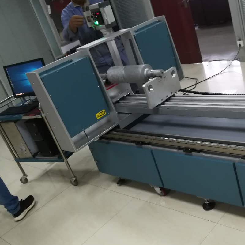 軸類膠輥磁輥外徑跳動(dòng)檢測(cè)